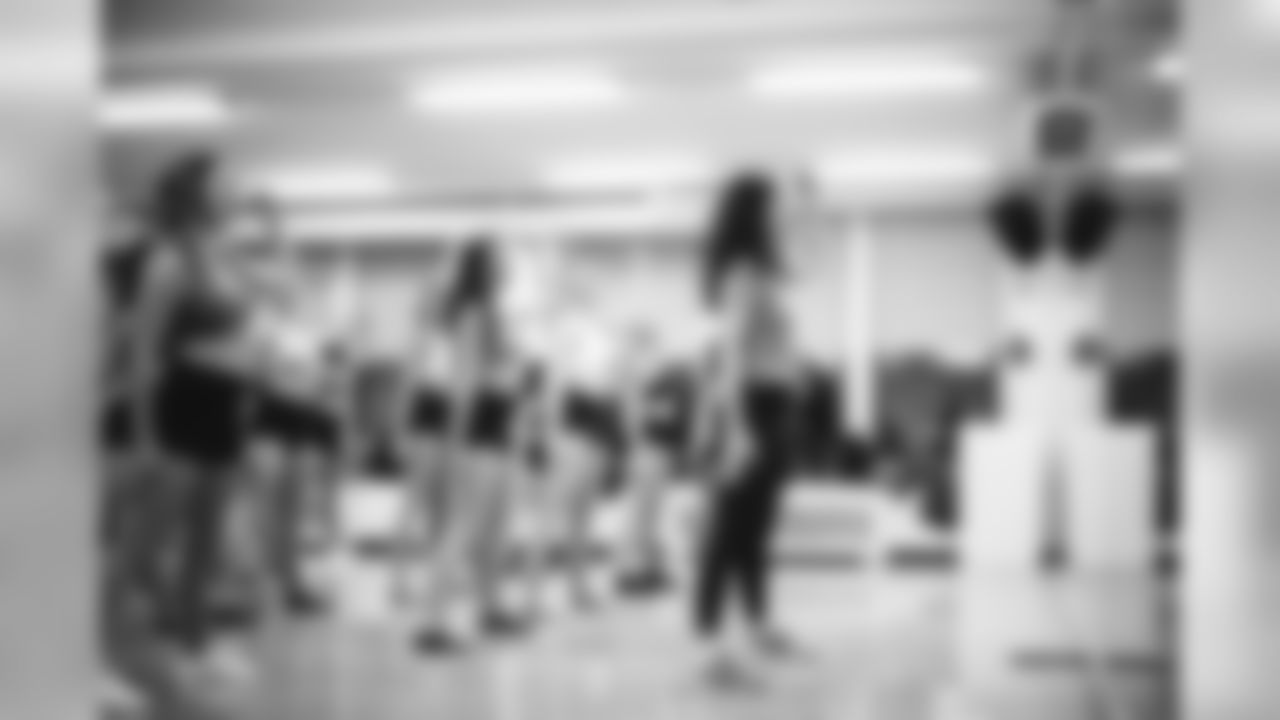 E_SNY_2800
