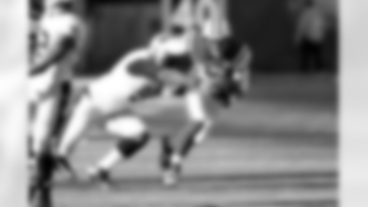 He recorded a career-long 44-yard reception against the Sainst that set up a Nick Folk field goal.