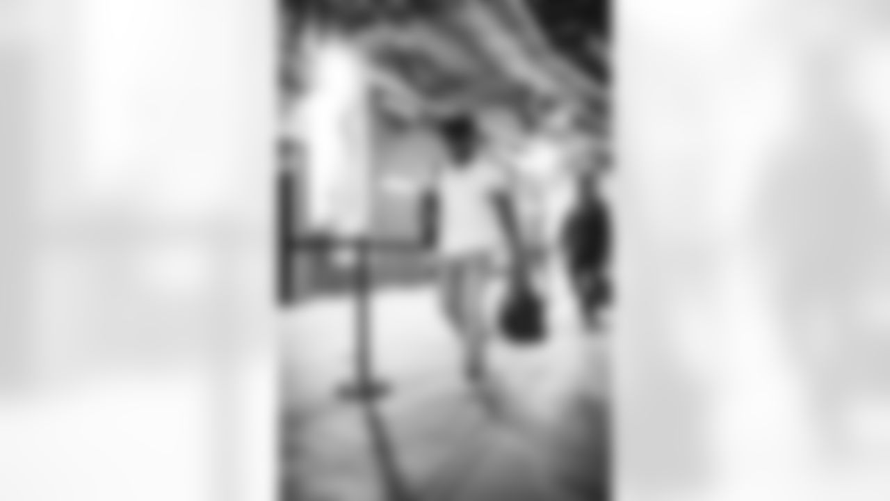 E_SNY_2513