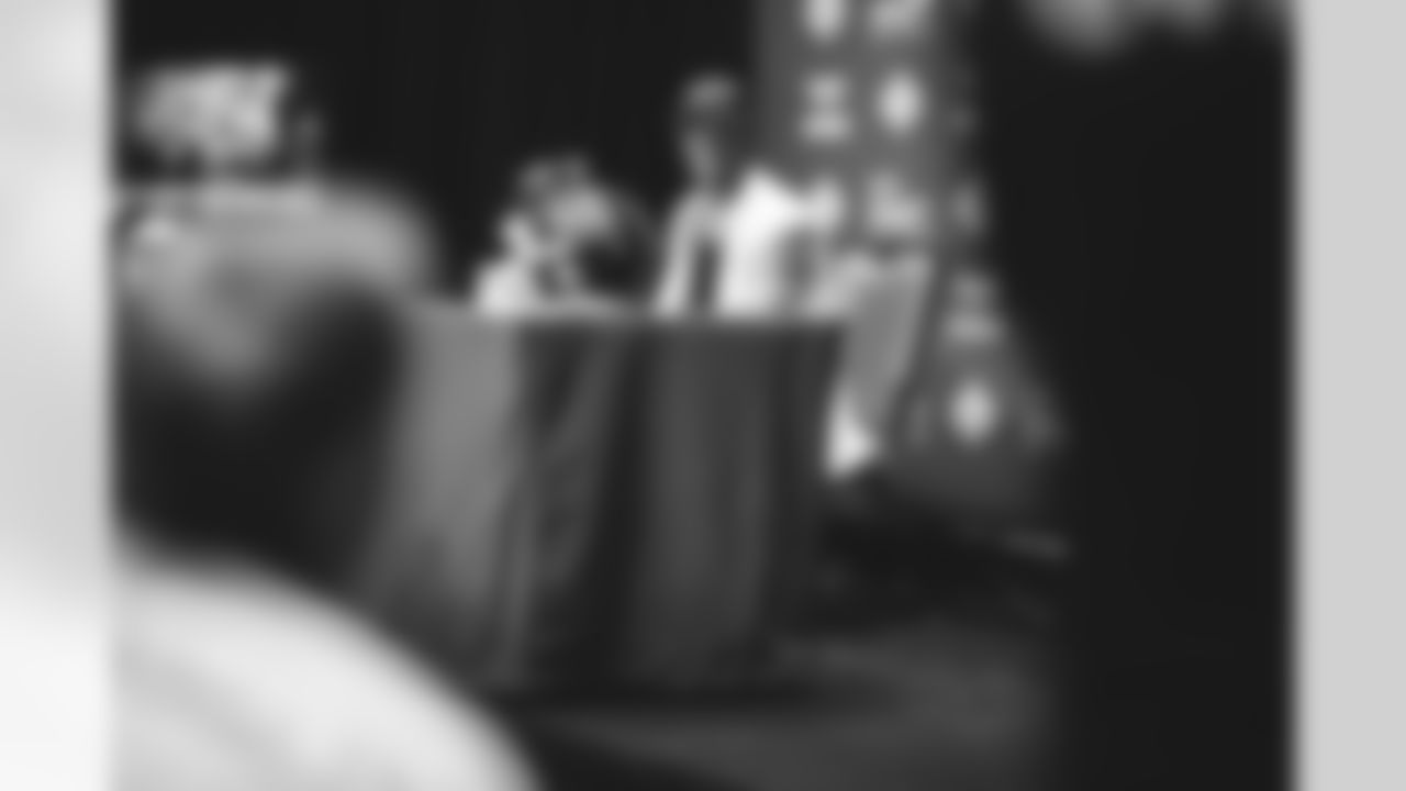 E_SNY_7806