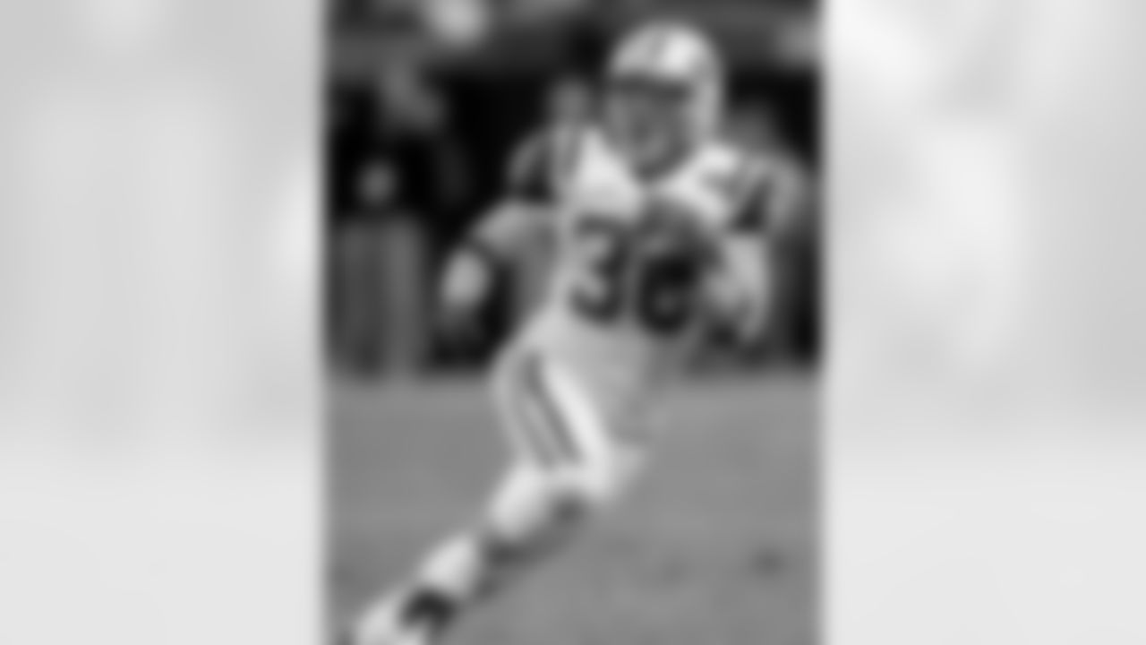 2010 Week 10 Jets vs Browns Game Photos