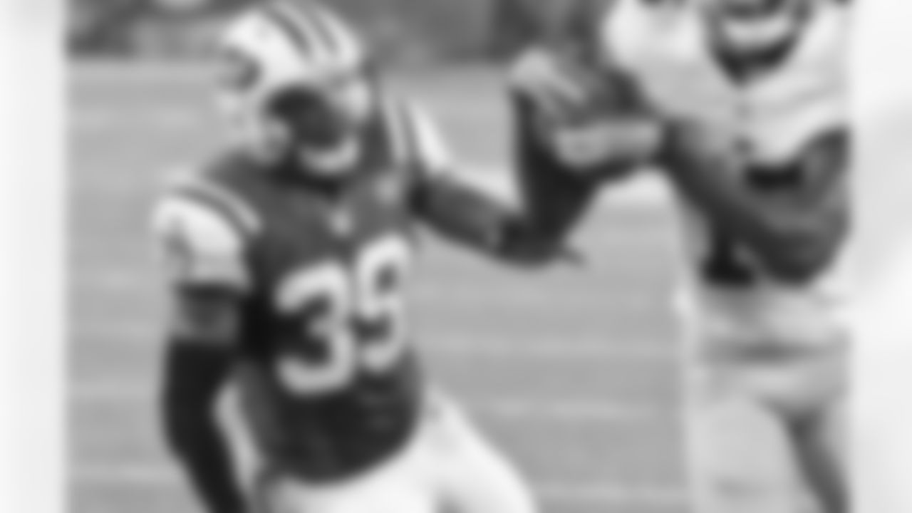 S Doug Middleton
