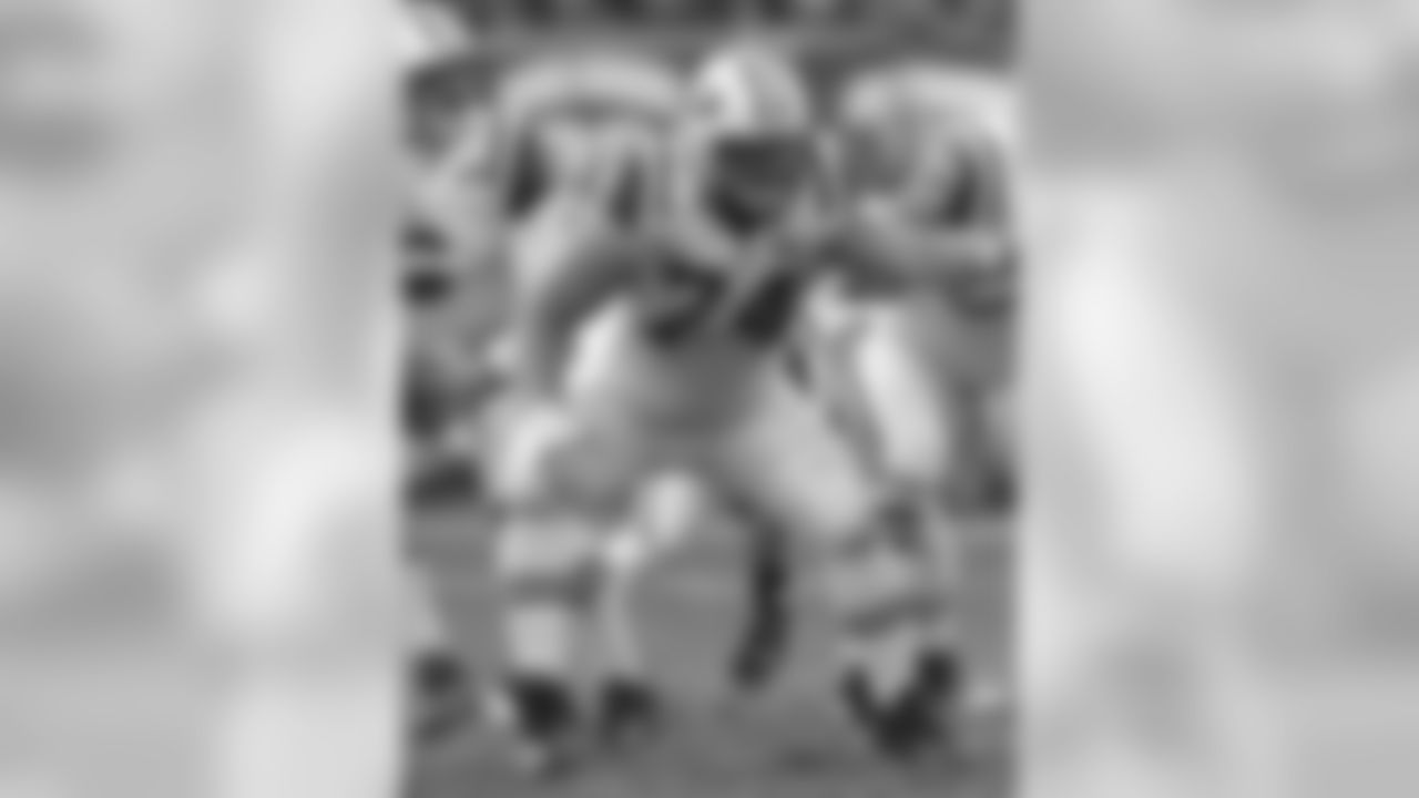 Nick Mangold Photos