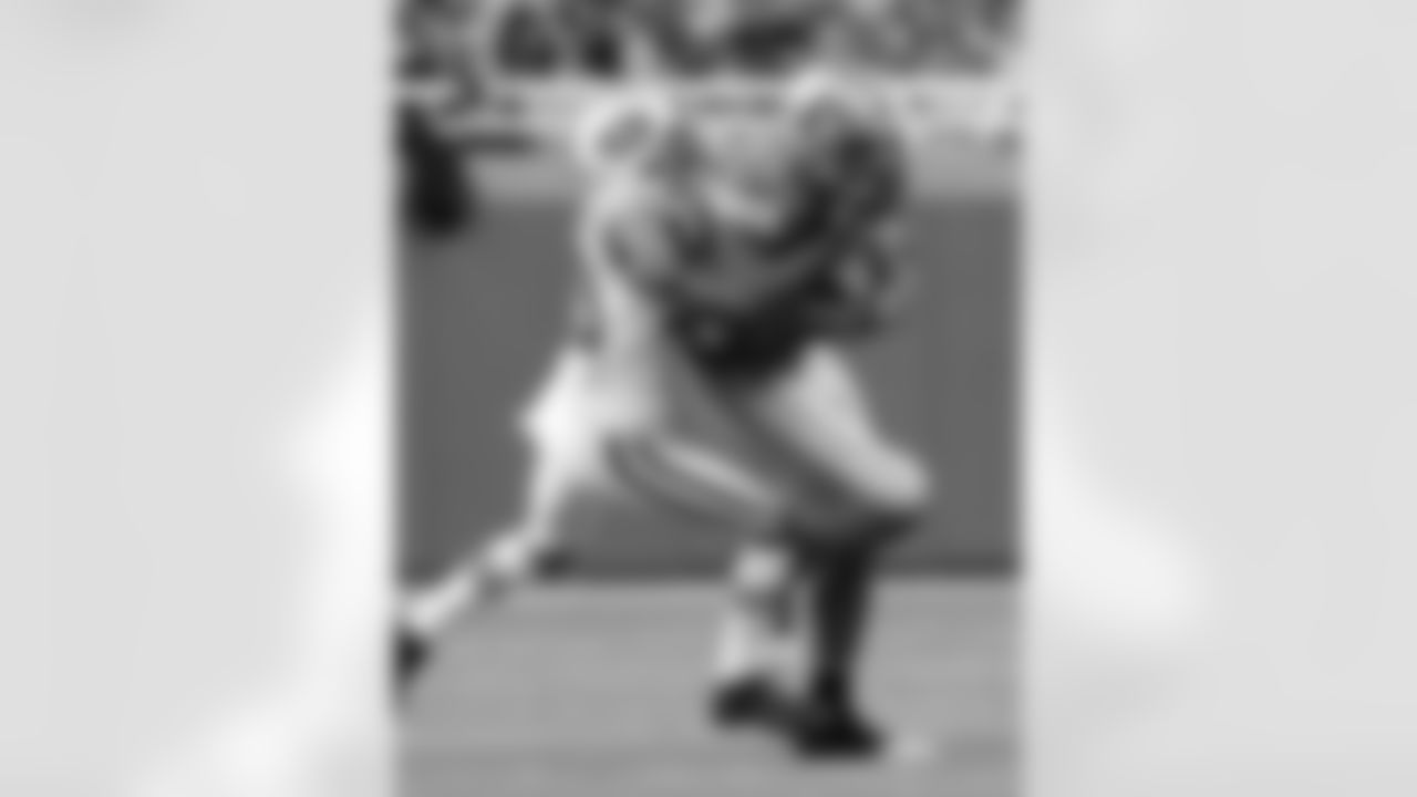 2010 Week 9 Jets vs Lions Game Photos