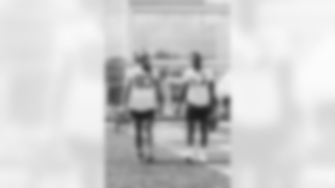 E_JB1_1103