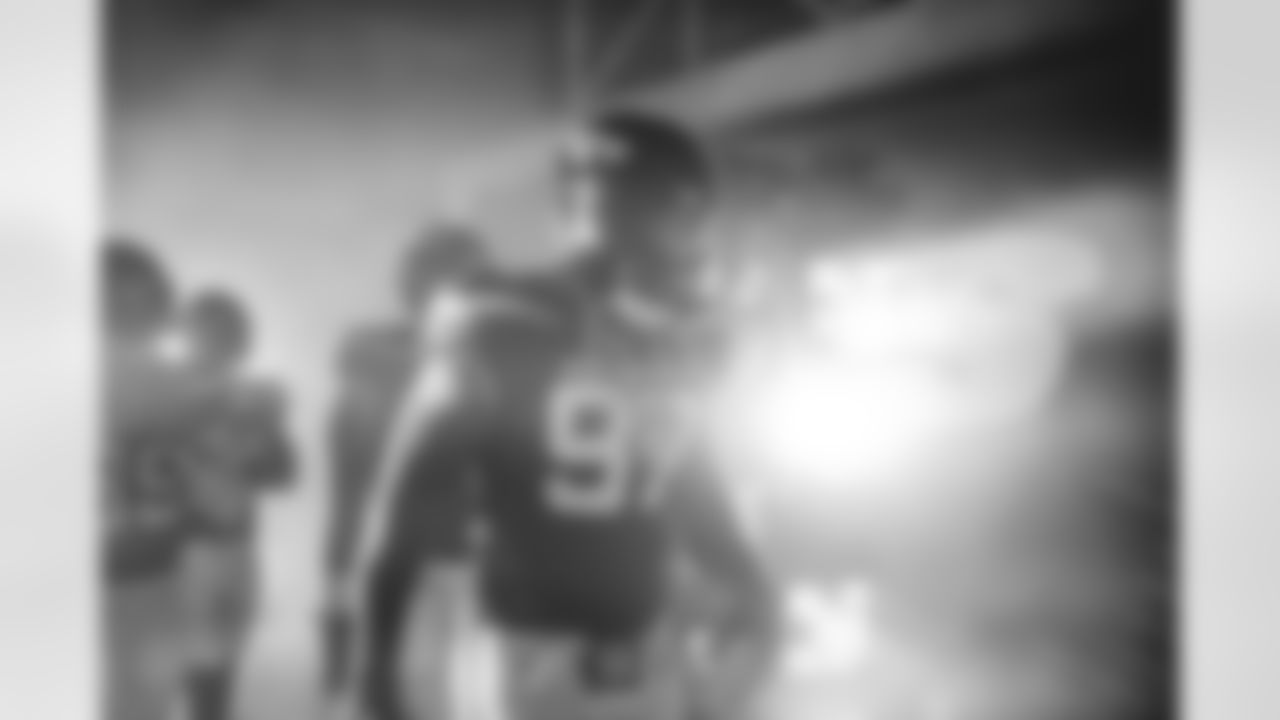 SNY_1002