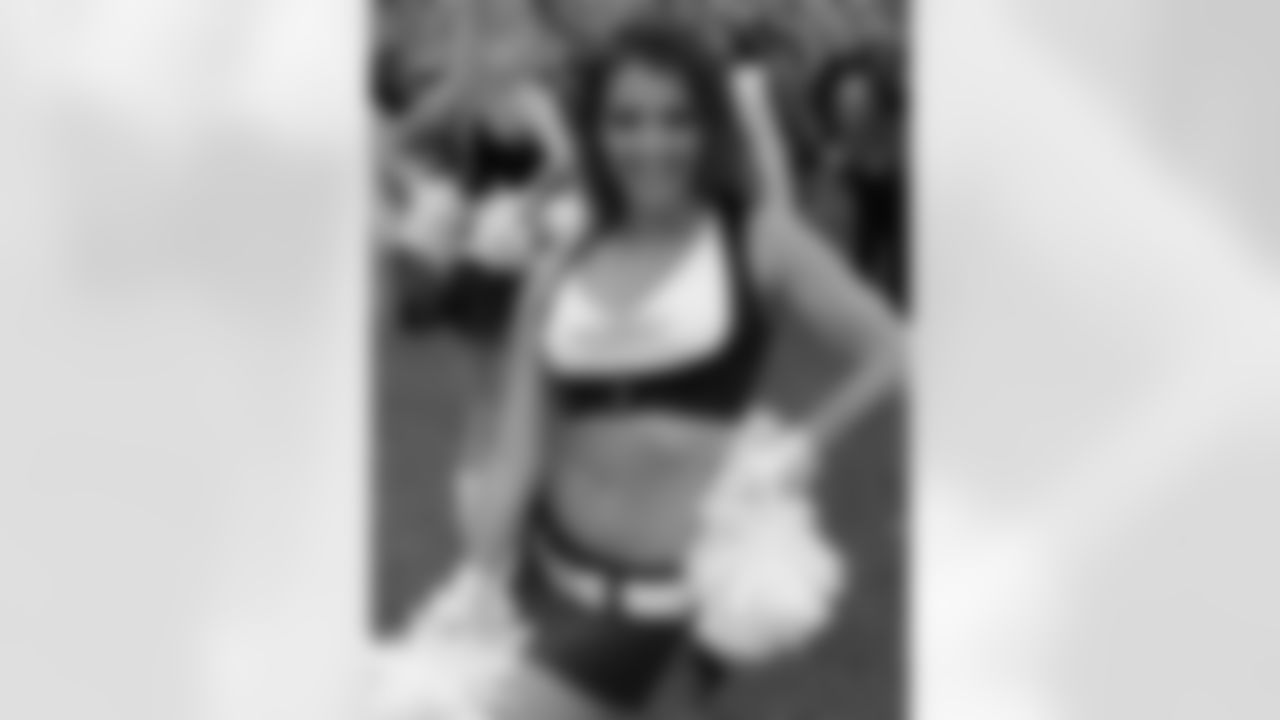 Ashley 2009 Flight Crew Member Photos