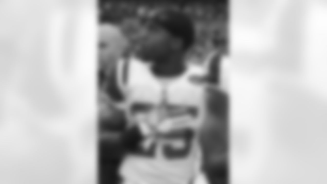 Joe Mcknight Photos