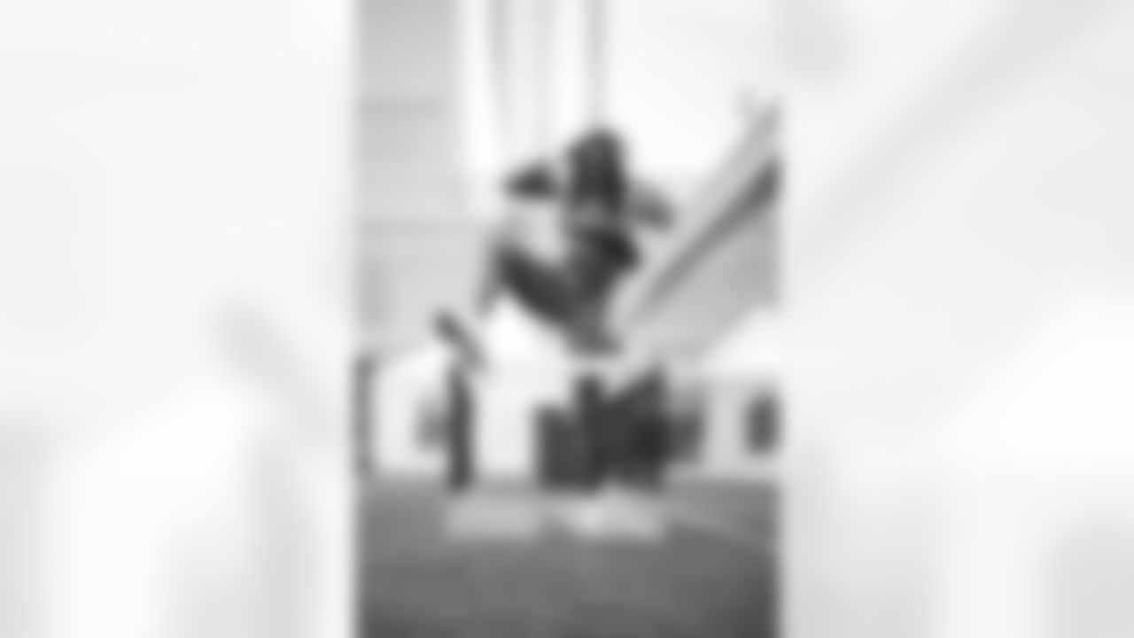E_JB1_0384