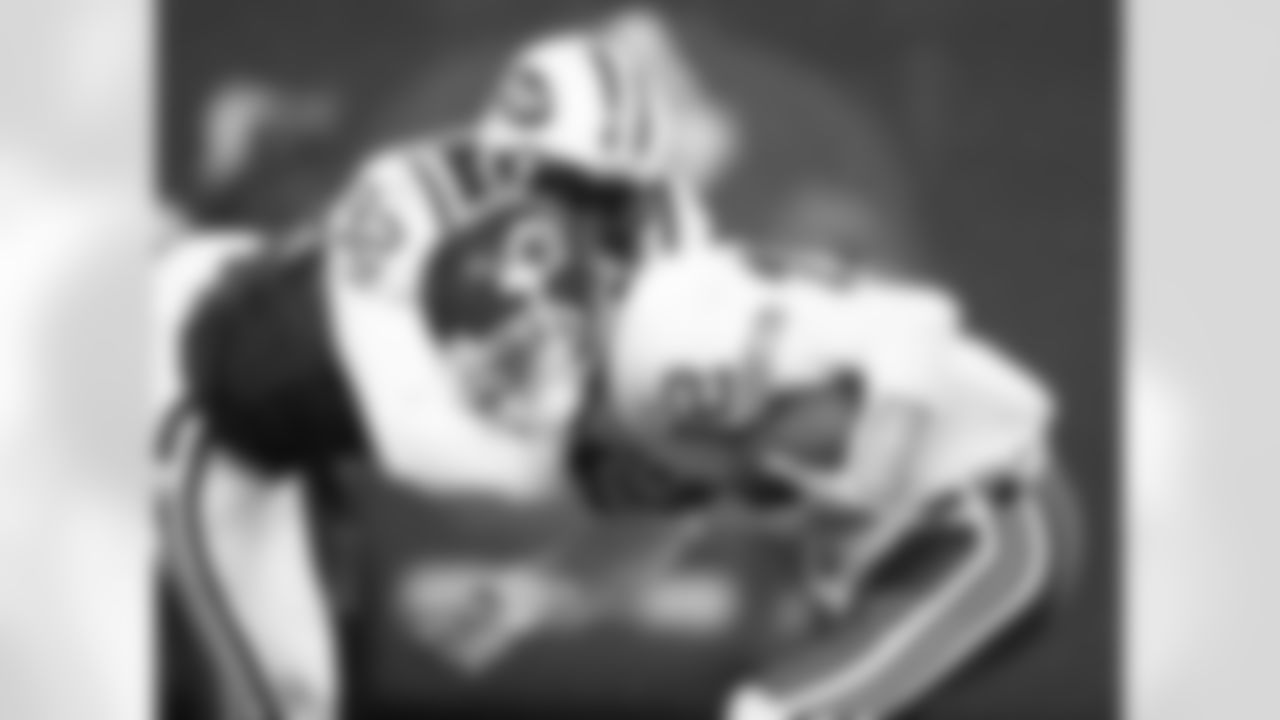 Shaun Ellis Photos