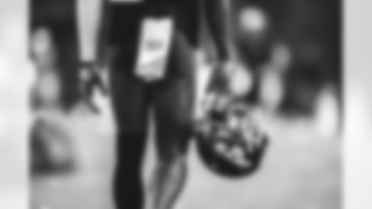 E_SNY_2985