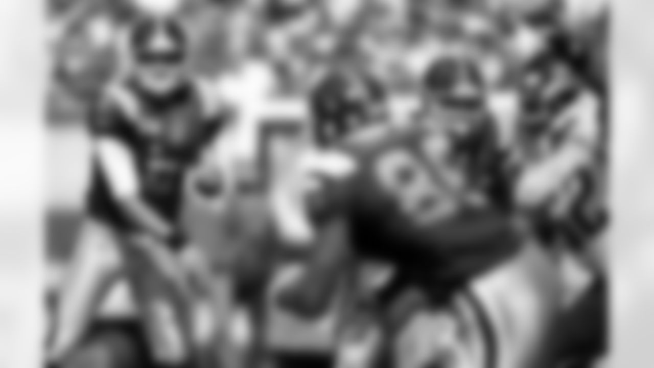 2011 Regular Season Week 2 Jets vs Jaguars Game Photos