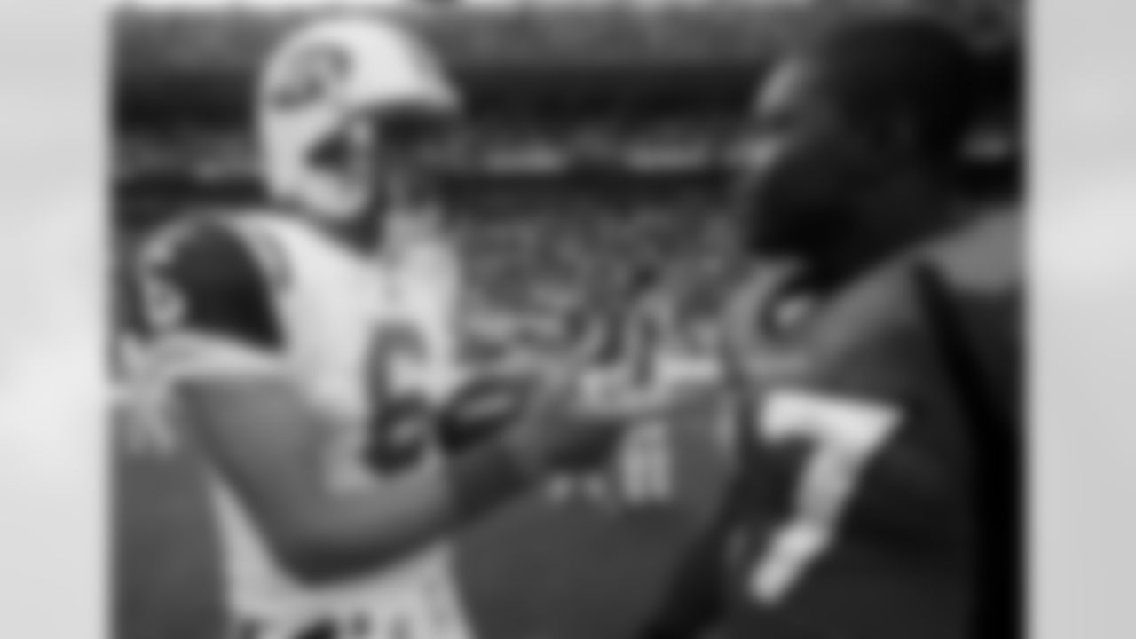 2010 Week 6 Jets at Broncos Game Photos