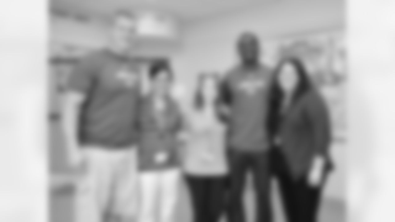 Pool and Mulligan Visit Goryeb Childrens Hospital