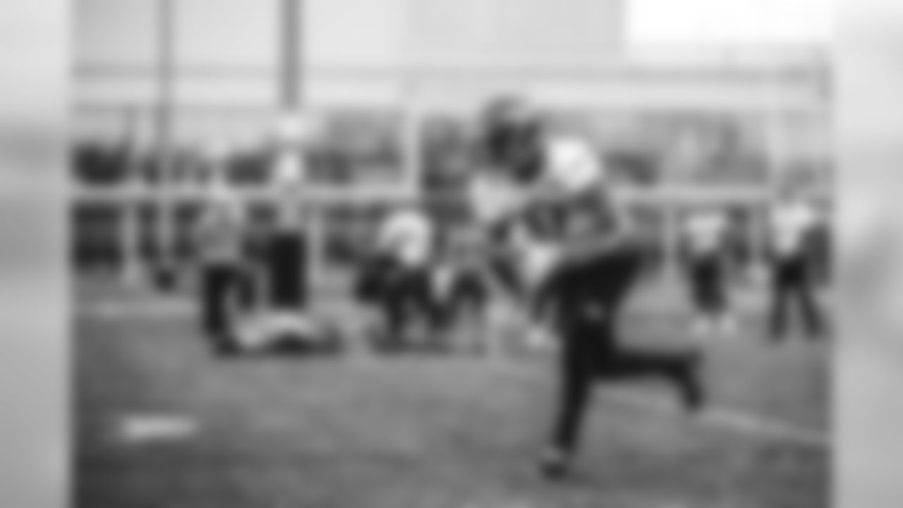 E_SNY_8684