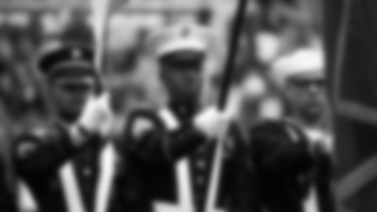 31-SALUTE_TO_SERVICE_111019_GR_164