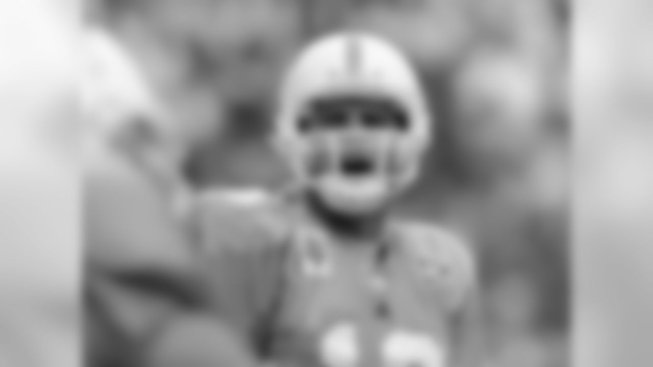 QB Erik Ainge