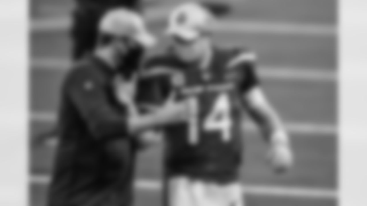 E_20201220BL_NYJ_LAR_BBL12694