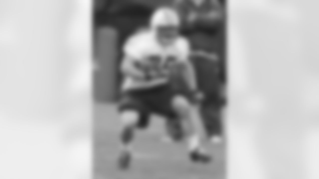 Danny Woodhead Photos