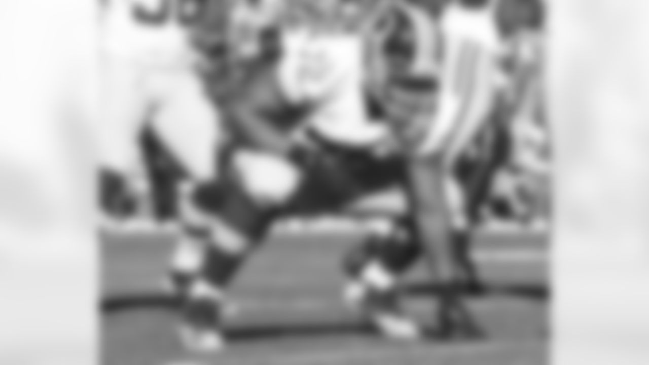 March 24: Jets sign DE Stephen Bowen. Bowen, a Long Island native and Hofstra alum, after nine seasons in the NFC East with Washington and Dallas.