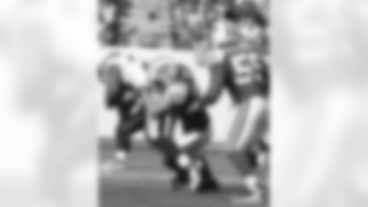 2011 Regular Season Week 7 Jets vs. Chargers Game Photos