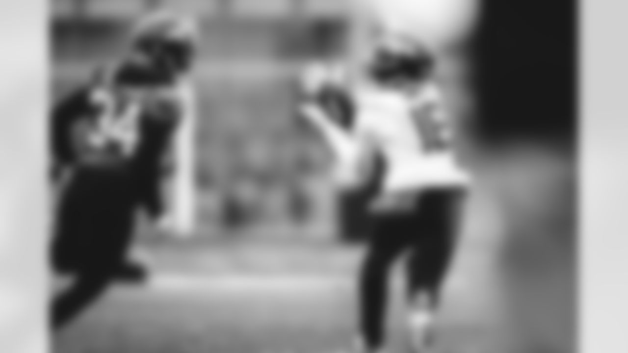 E_SNY_1544