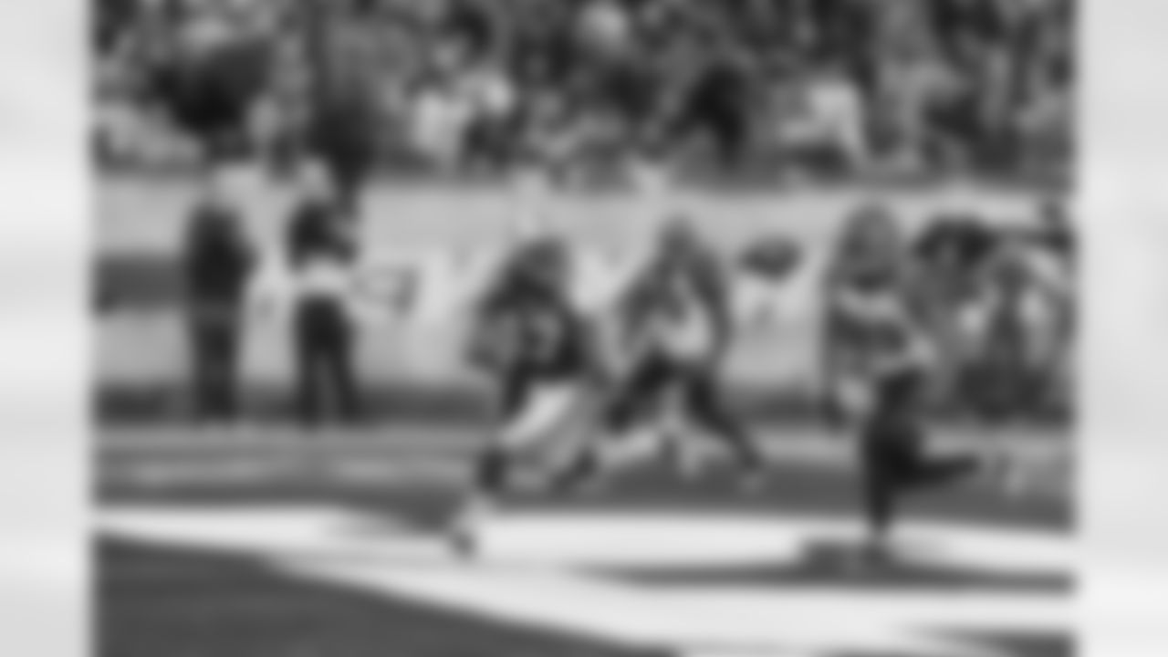 2010 Week 12 Jets vs Bengals Game Photos