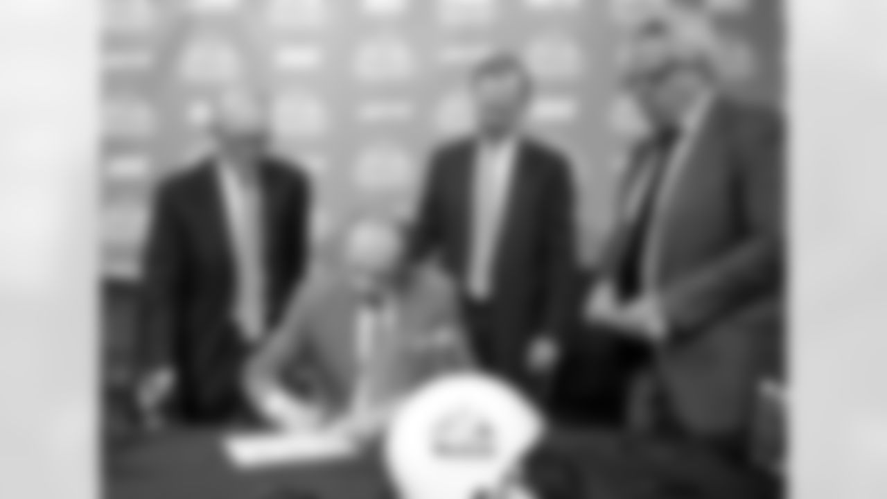 MetLife Acquires Naming Rights To New Meadowlands Stadium