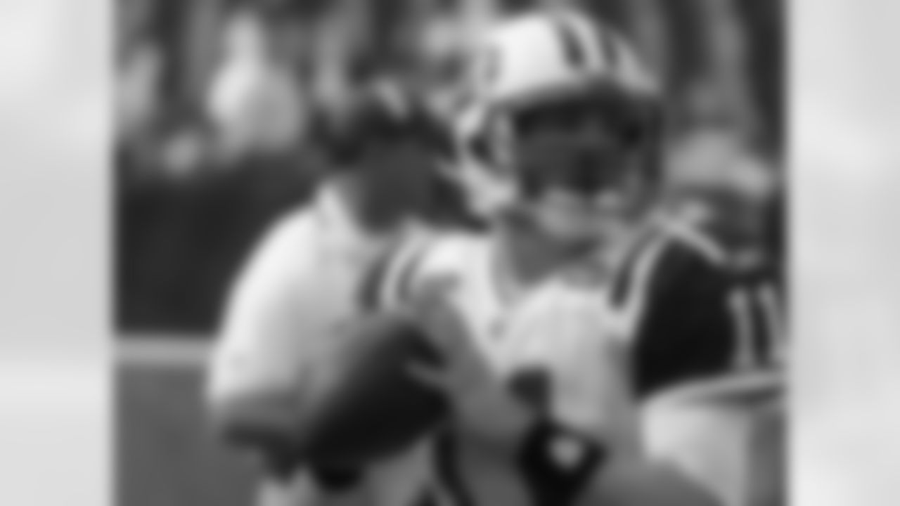 2009 Week 14 Jets at Tampa Photos