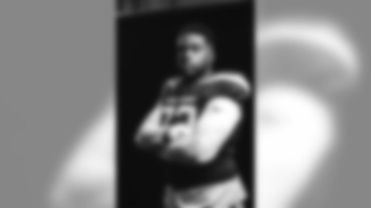 OL Cameron Clark