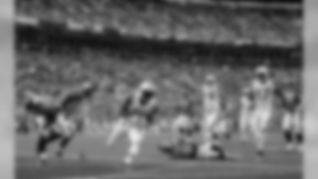2010 Week 6 Jets at Broncos Game Photos
