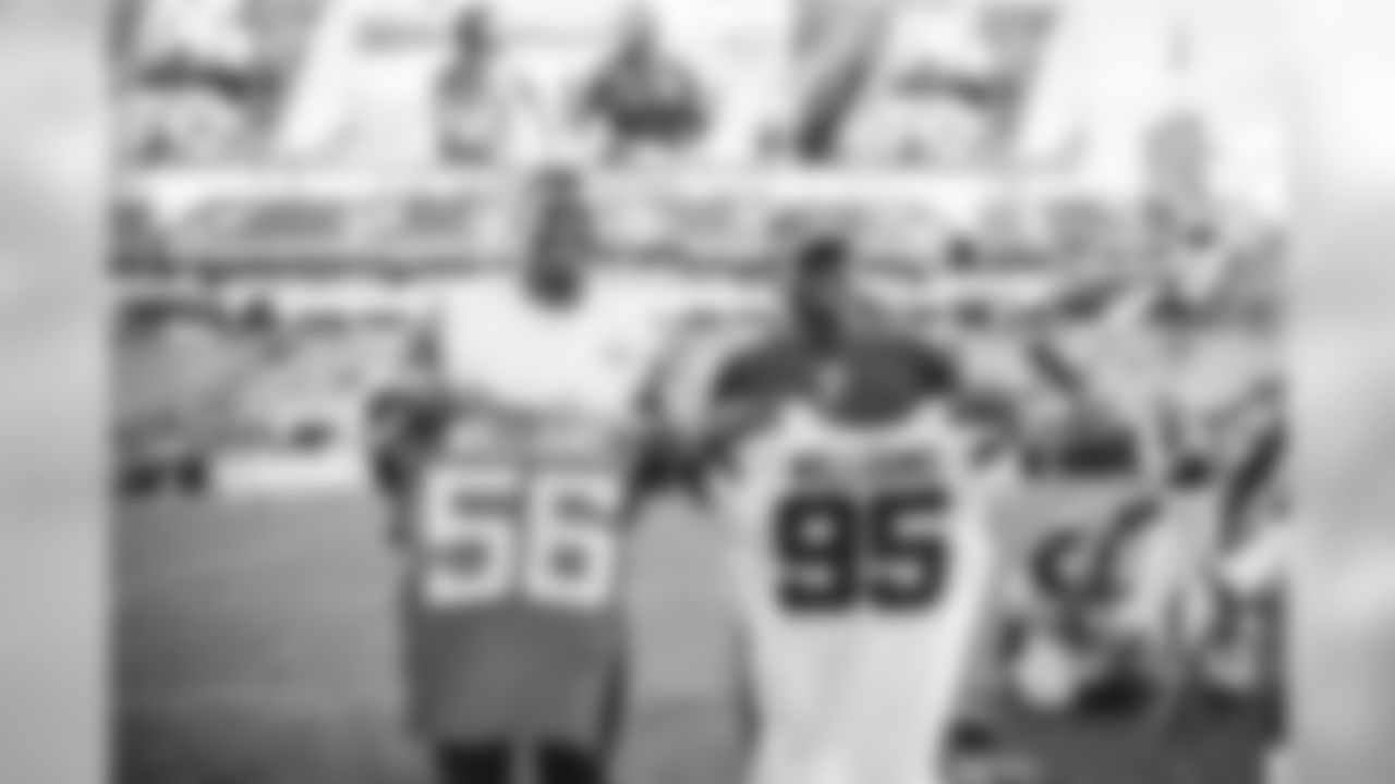 E_SNY_2747
