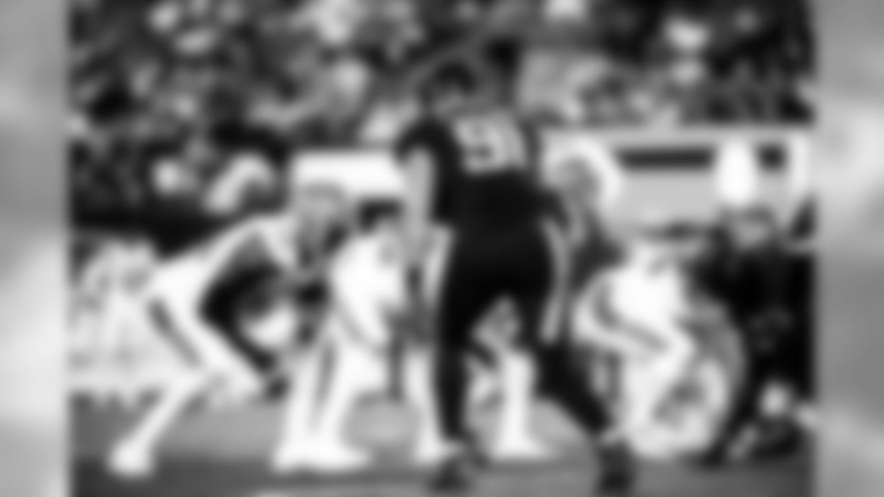 TE Bronson Kaufusi