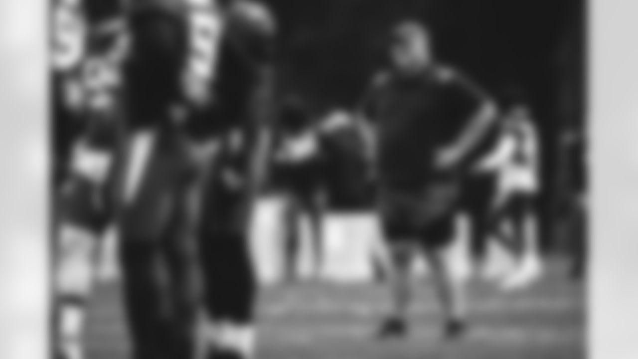 E_SNY_2220
