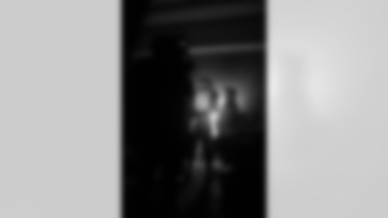 E_1D2_0019