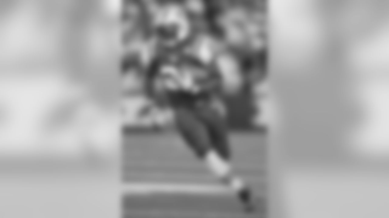 LaDainian Tomlinson Photos