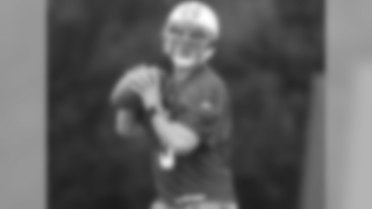 QB Erik Ainge