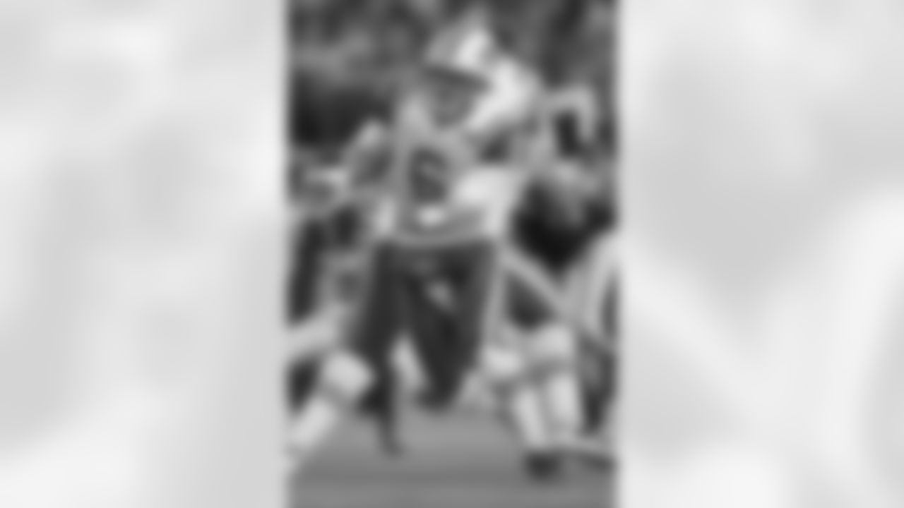 New York Jets at New England Patriots Divisional Playoff Game