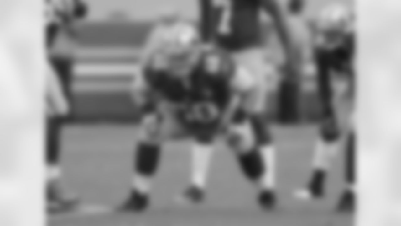 LG Zane Beadles
