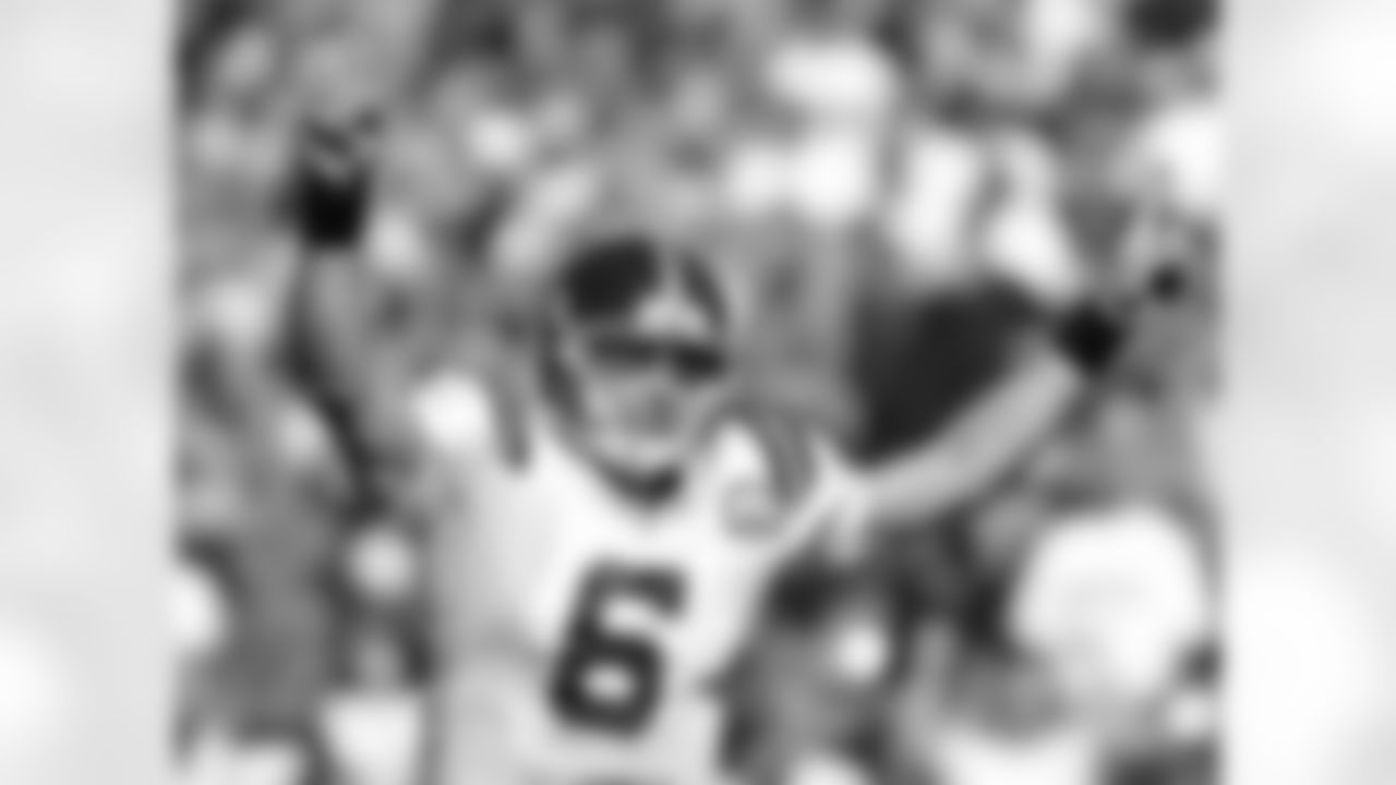 2009 Week 7 - Jets at Raiders Photos