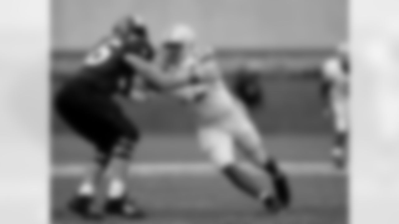 Vernon Gholston