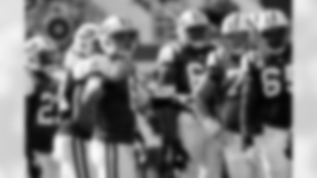 2011 Regular Season Week 7 Jets vs. Chargers Game Photos