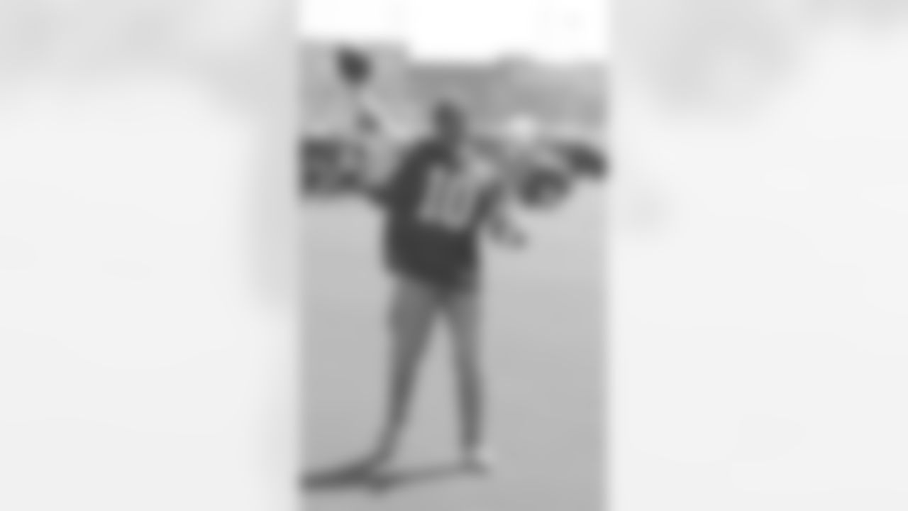 To save a photo right click on the image and select Save As.