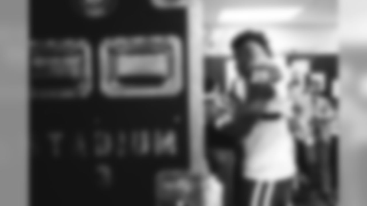 E_L1050893