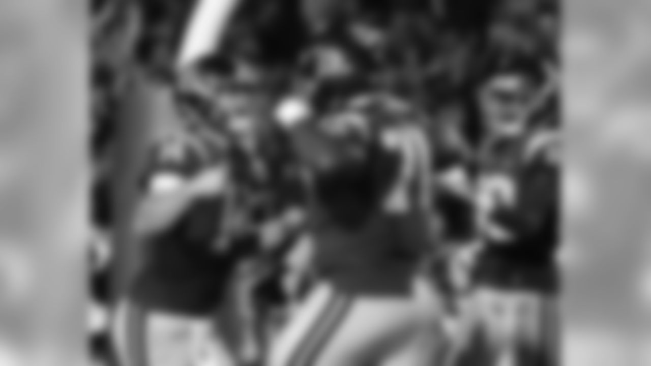 T Chuma Edoga (USC)
