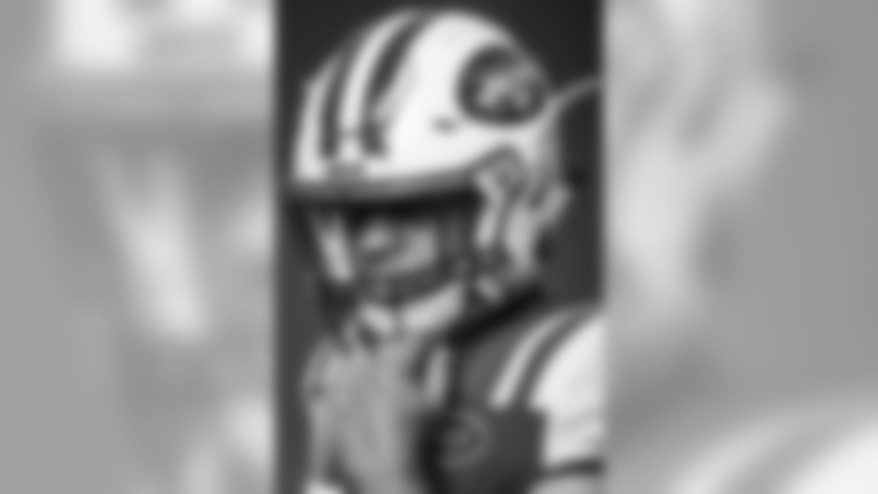 38 Dimitri Flowers (FB)