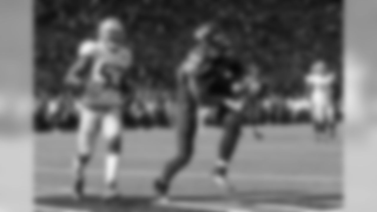 TE Jimmy Graham