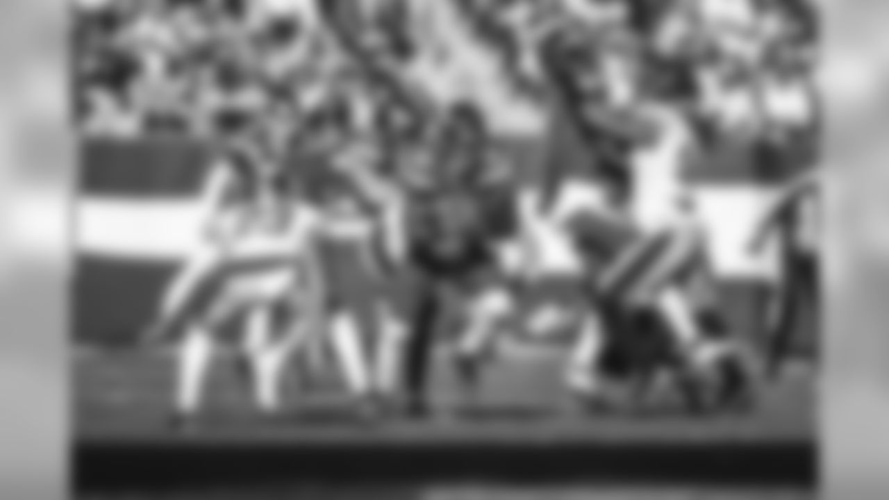 E_SNY_5178