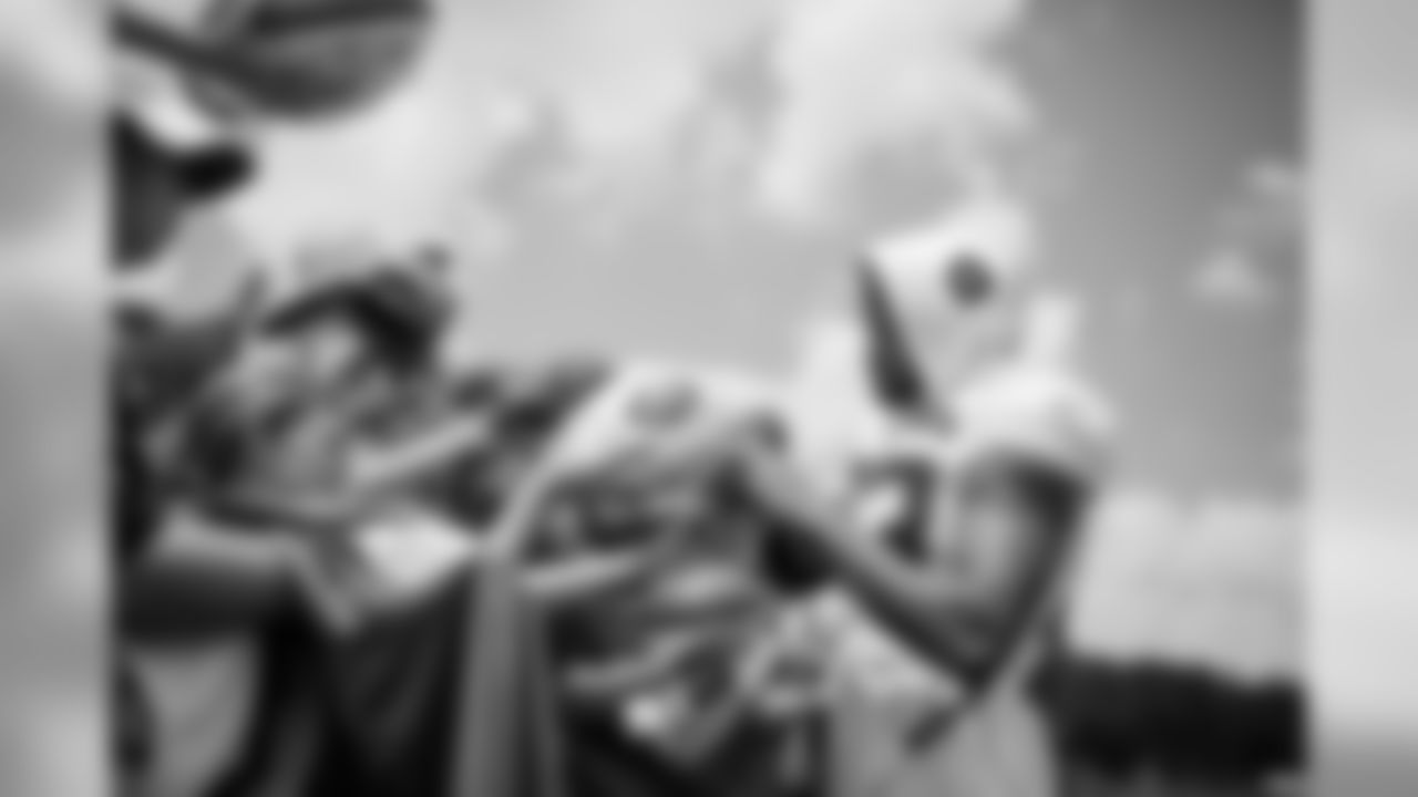 E_SNY_0027