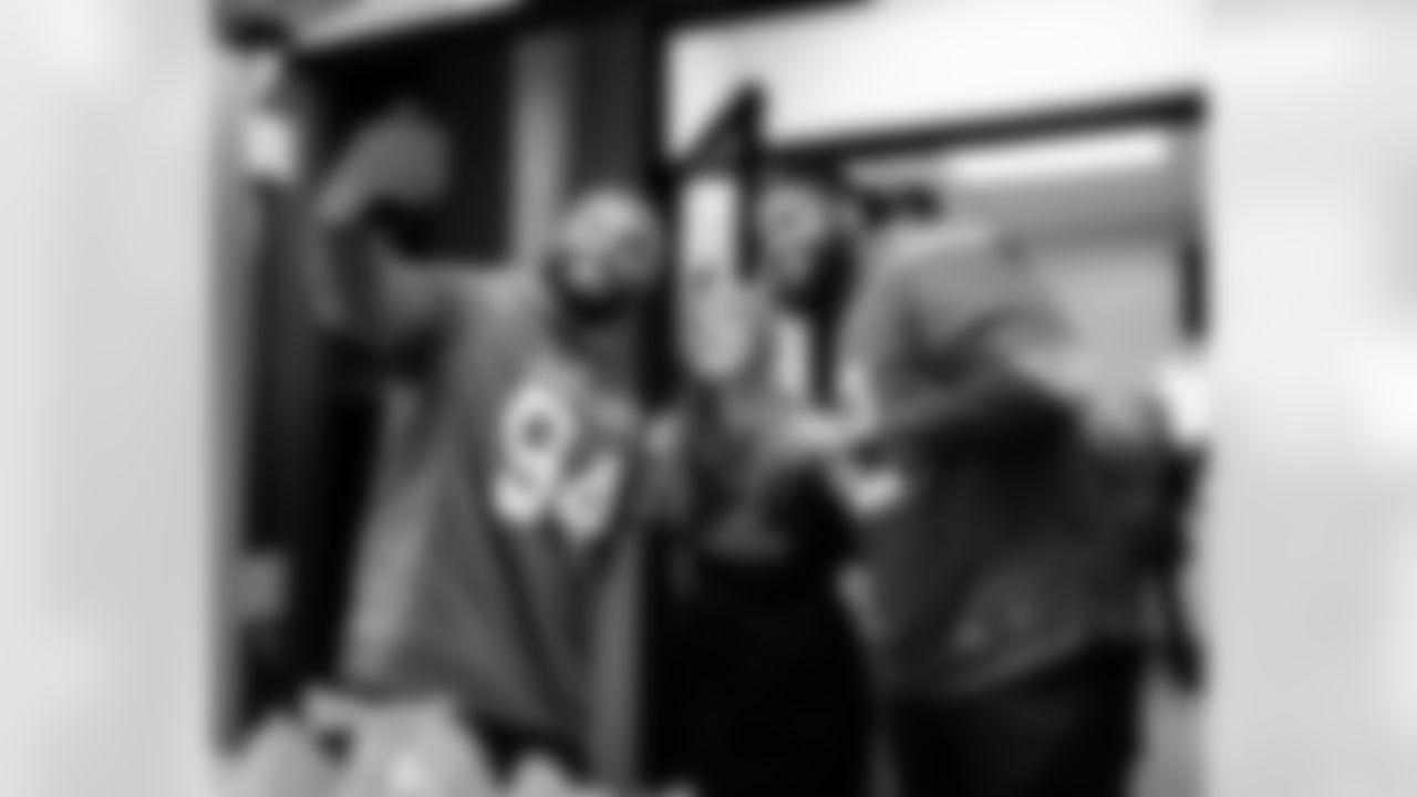 20221122-JETS Food Bank For NYC-91